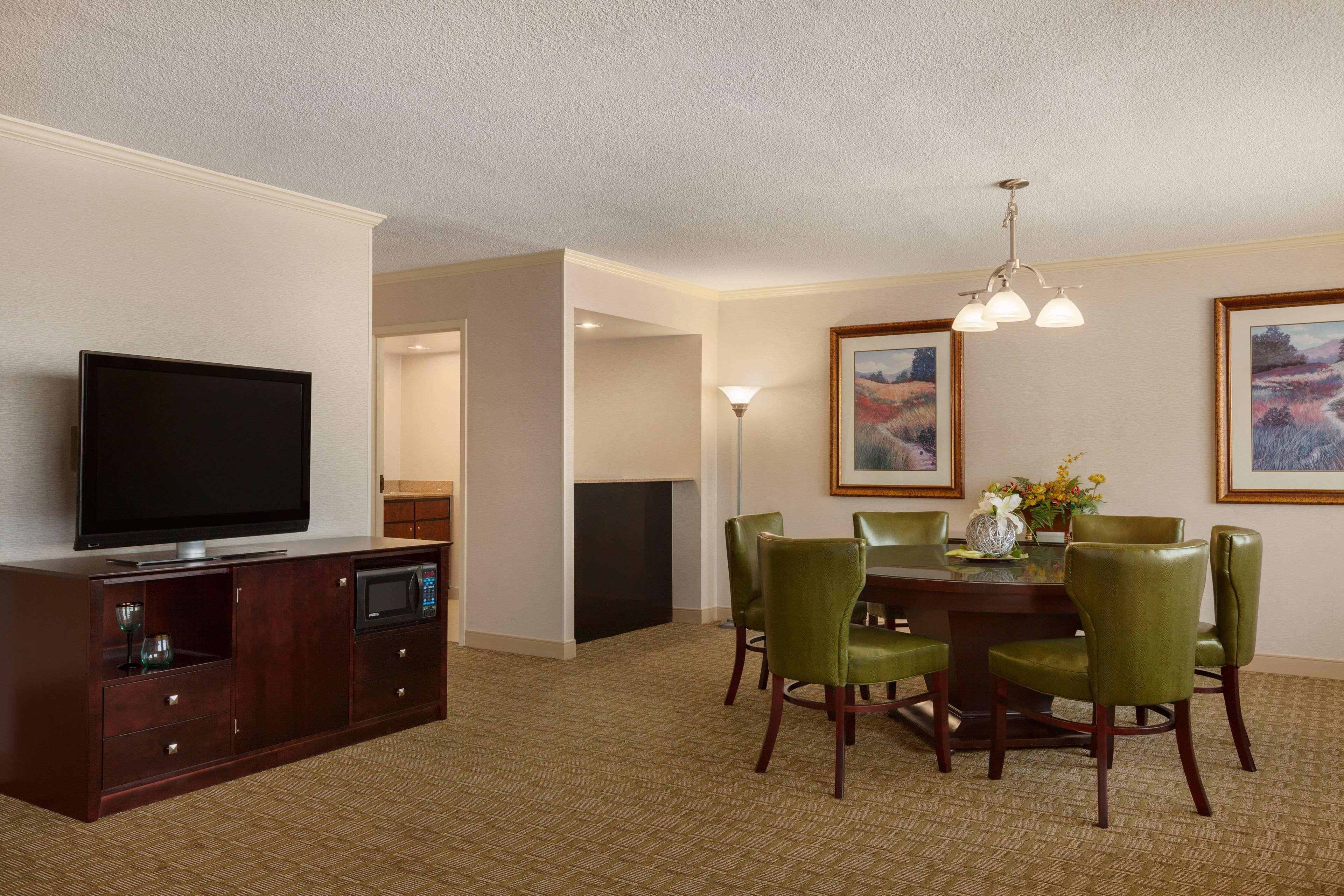 Hilton Fort Wayne At The Grand Wayne Convention Center (Adults Only) Екстер'єр фото