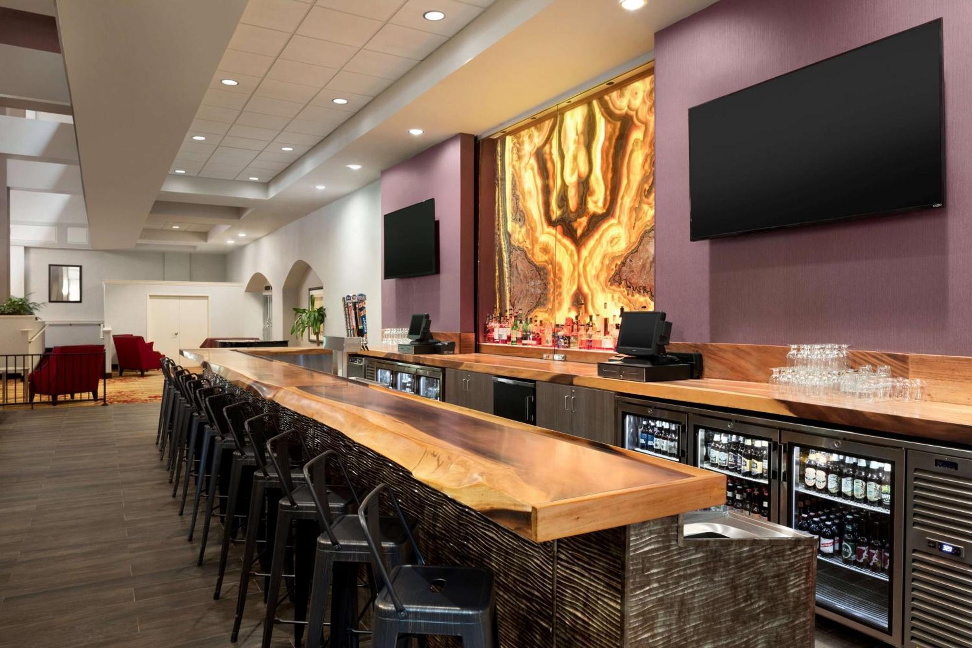Hilton Fort Wayne At The Grand Wayne Convention Center (Adults Only) Екстер'єр фото