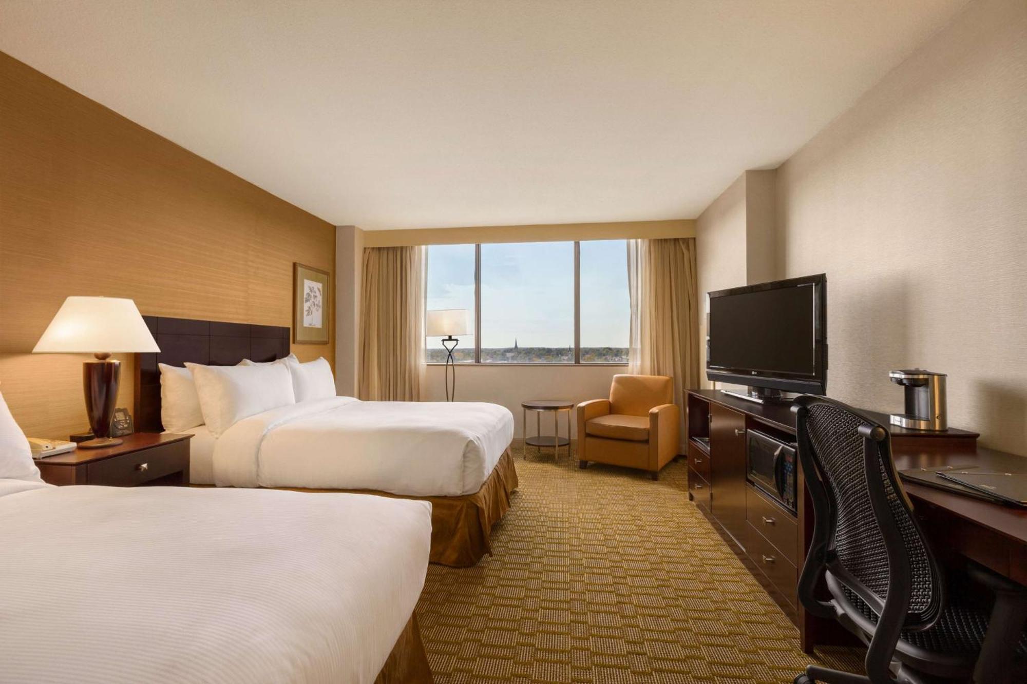 Hilton Fort Wayne At The Grand Wayne Convention Center (Adults Only) Екстер'єр фото