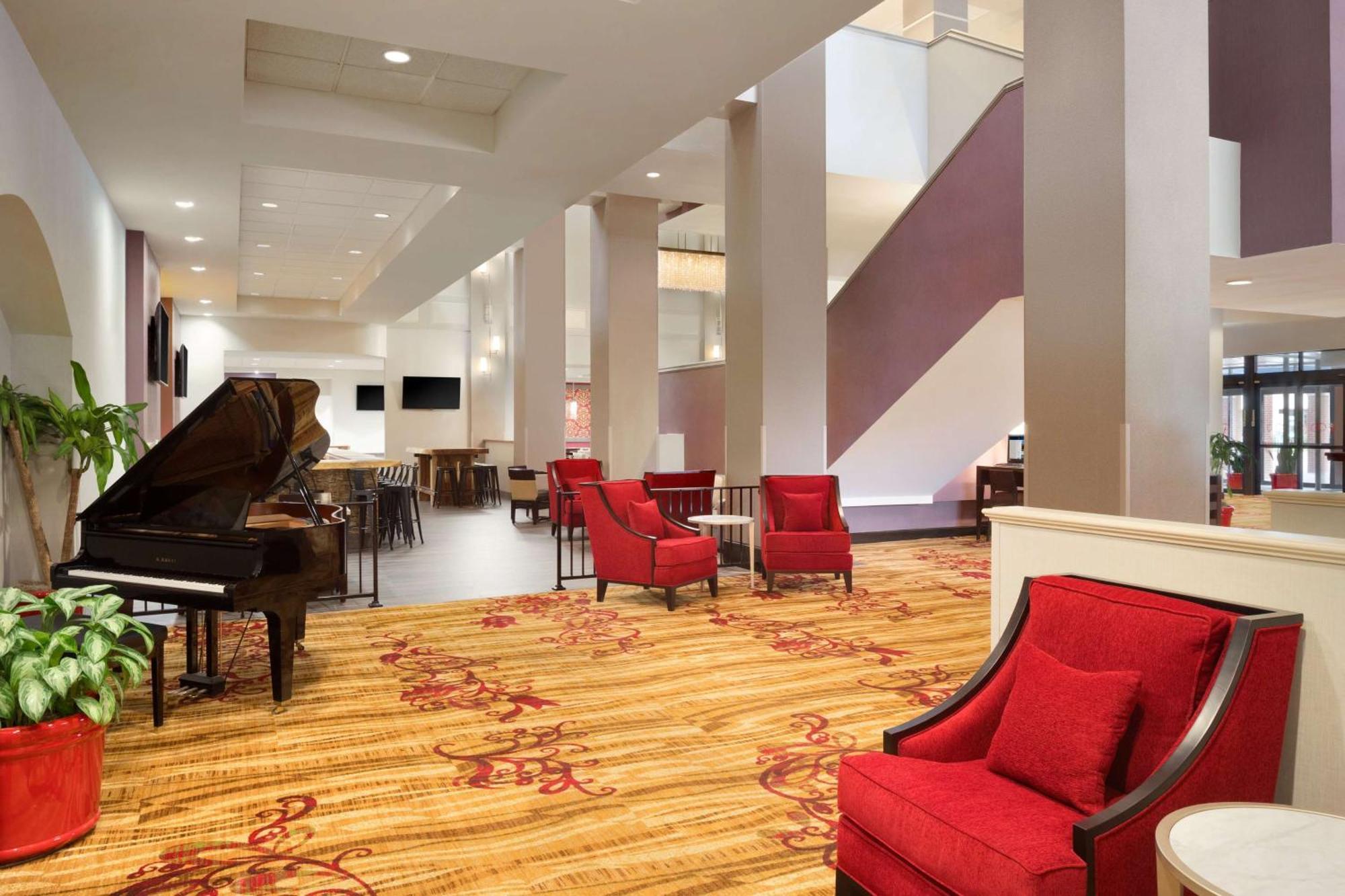 Hilton Fort Wayne At The Grand Wayne Convention Center (Adults Only) Екстер'єр фото