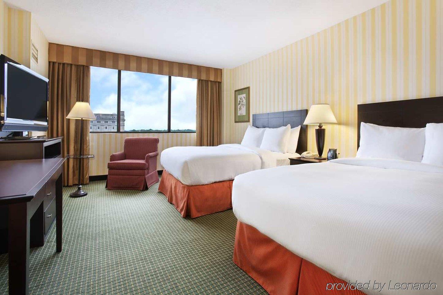Hilton Fort Wayne At The Grand Wayne Convention Center (Adults Only) Номер фото