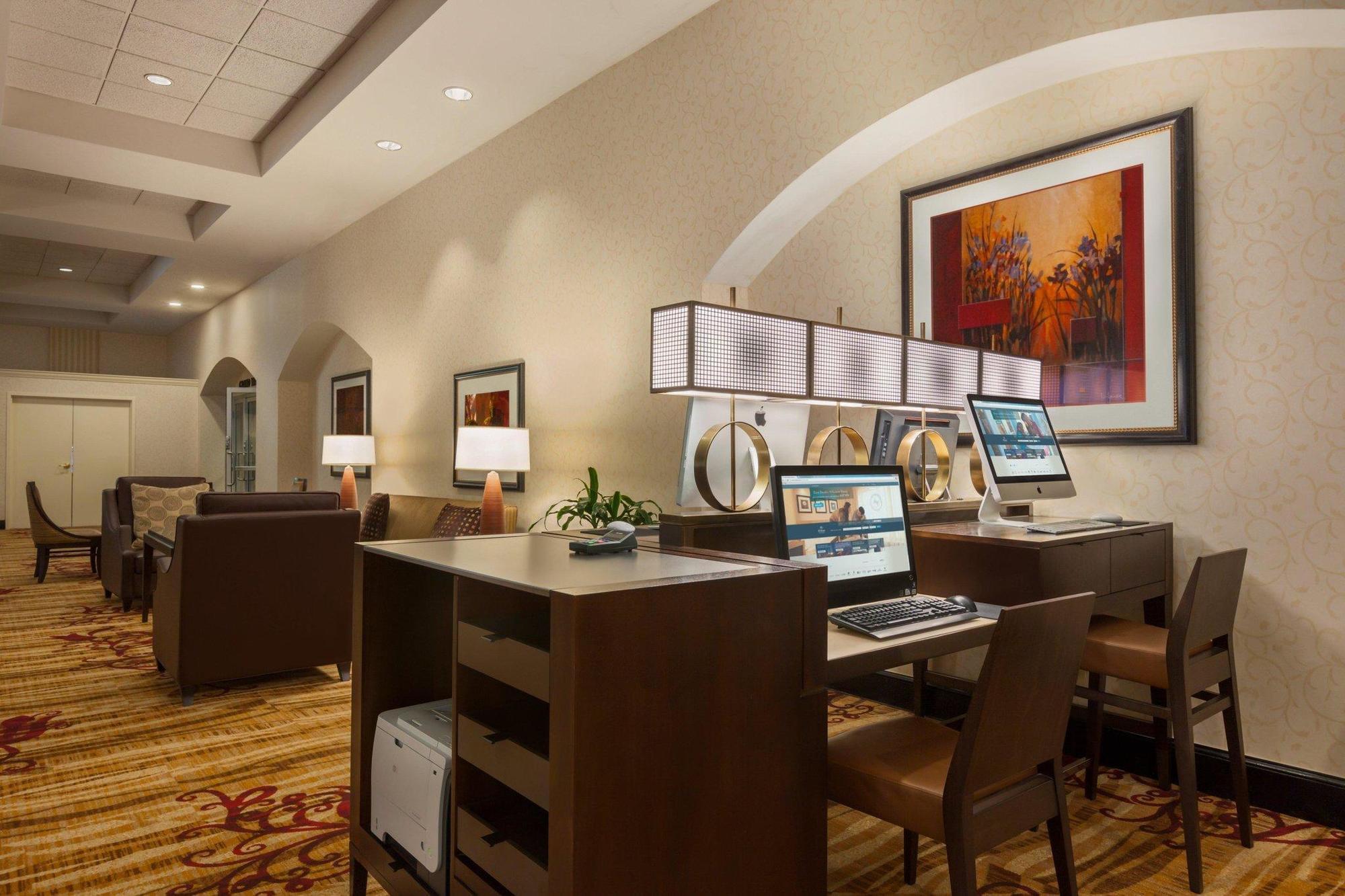 Hilton Fort Wayne At The Grand Wayne Convention Center (Adults Only) Екстер'єр фото